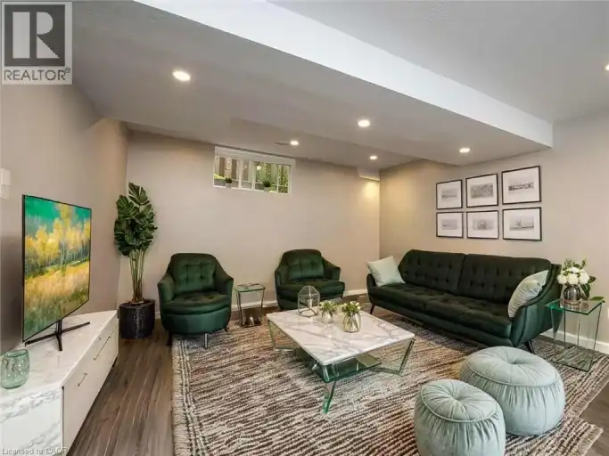34 PEACH BLOSSOM Crescent Unit# 2 | 34 PEACH BLOSSOM Crescent Unit# 2, Kitchener | 3043399