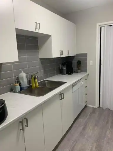 Cozy 2Bedroom in Highlands | 8 - 3911 1 Street Northeast, Calgary | 3044536