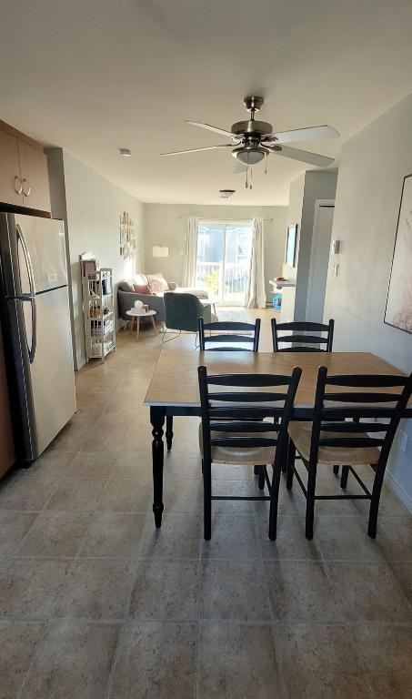 Beau grand 4 1/2 à loué | 3046289