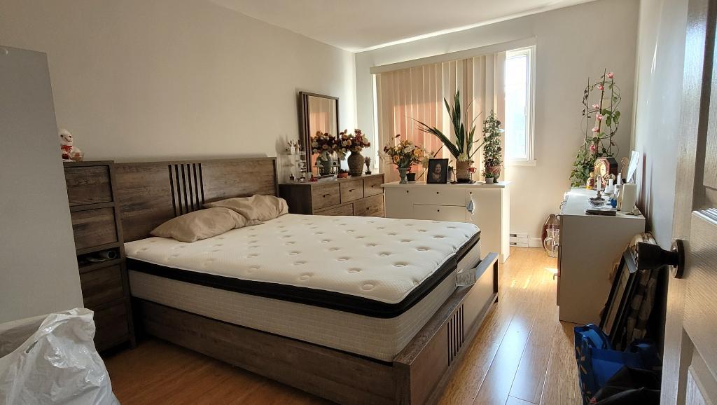 4 1/2 près Halles d'Anjou - DISPONIBLE -Possible achat électros/meubles | 3046690