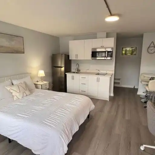 Courtyard Commons | 8004 Lundy's Lane, Niagara Falls | 3046800