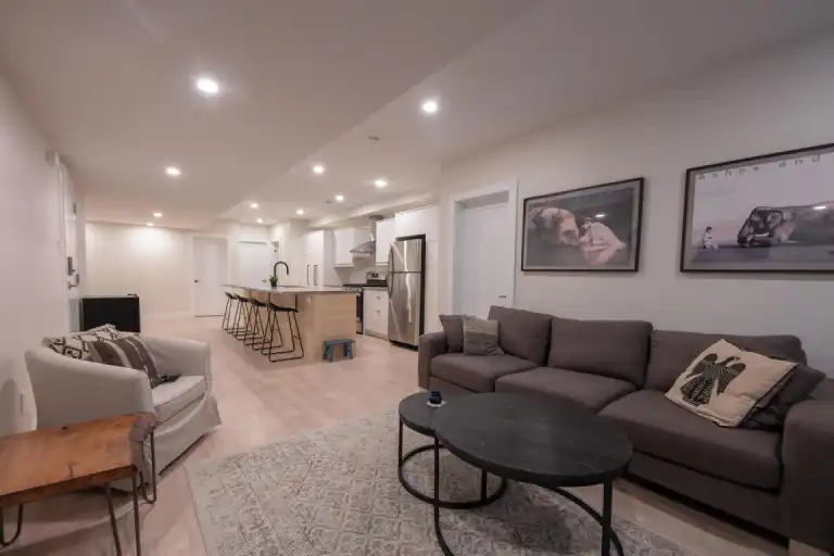 130 Chippewa Avenue | Student Rental: 130 Chippewa Avenue, Ottawa | 3046803