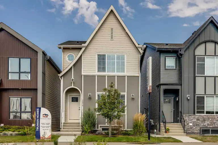 1 BED LEGAL SUITE | BRAND NEW | SEPARATE ENTRY & LAUNDRY | 7514 202 Avenue Southeast, Calgary | 3046950