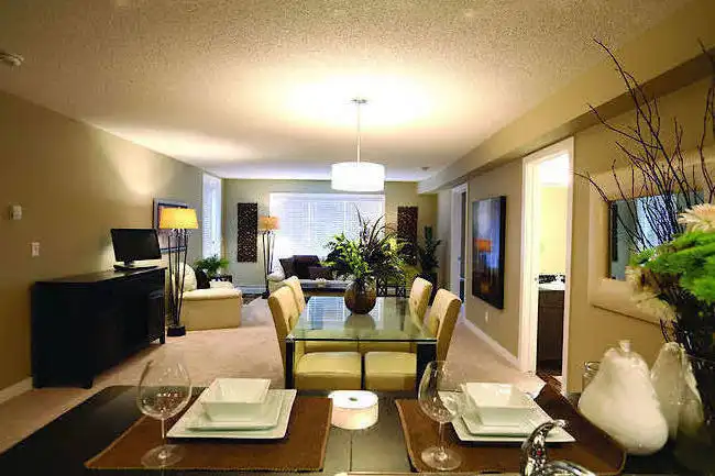 Cozy 2 bedroom unit Close to Military Base | Edmonton | 3046976