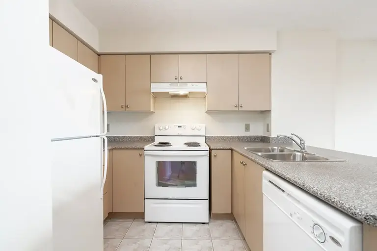 333 Sidney Belsey | 333 Sidney Belsey Crescent, Toronto | 3047414