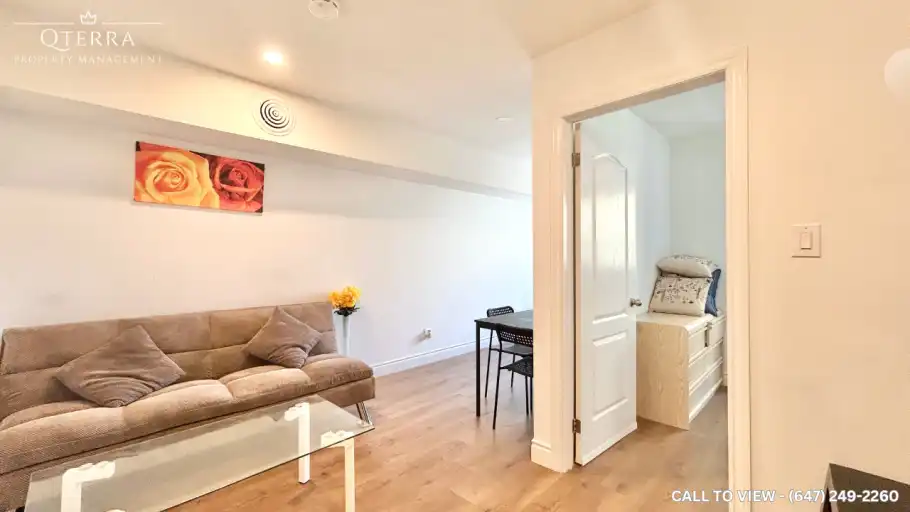 2-2561A Hurontario St, Mississauga, Ontario L5A 1W2 | 2561 Hurontario Street, Mississauga | 3047444