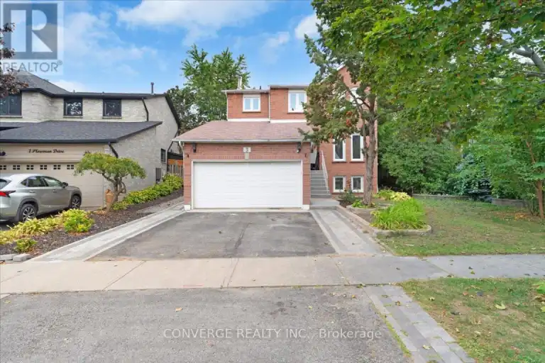 3 PLOWMAN DRIVE | 3 PLOWMAN DRIVE, Ajax | 3047604