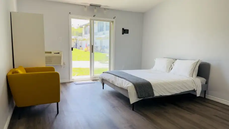 Trent River Residence | 10 Trenton Street, Quinte West | 3048628