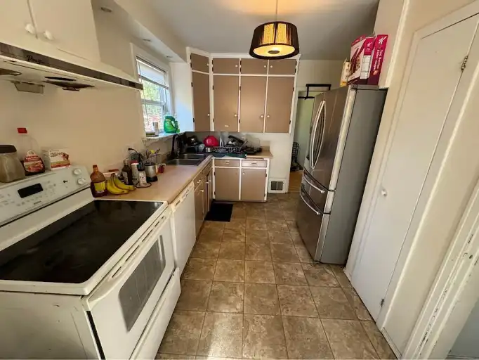Cozy 1 rooms 1 Bathroom single house short lease until Dec2025 | 11159 78 Avenue Northwest, Edmonton | 3048714