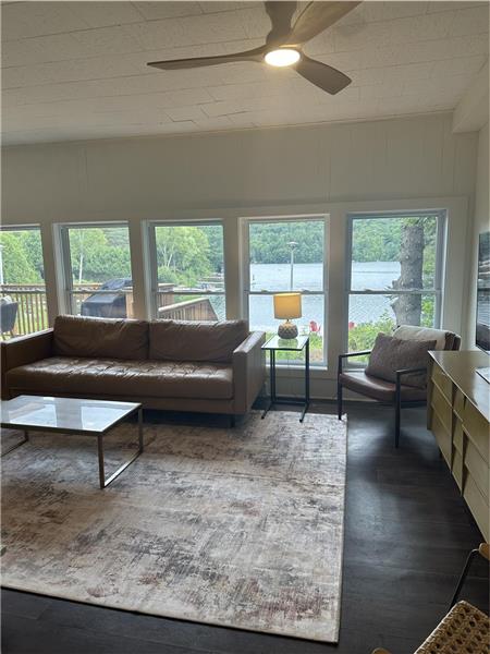 The COVE, Laurentians Mid Century lakefront | 3048787