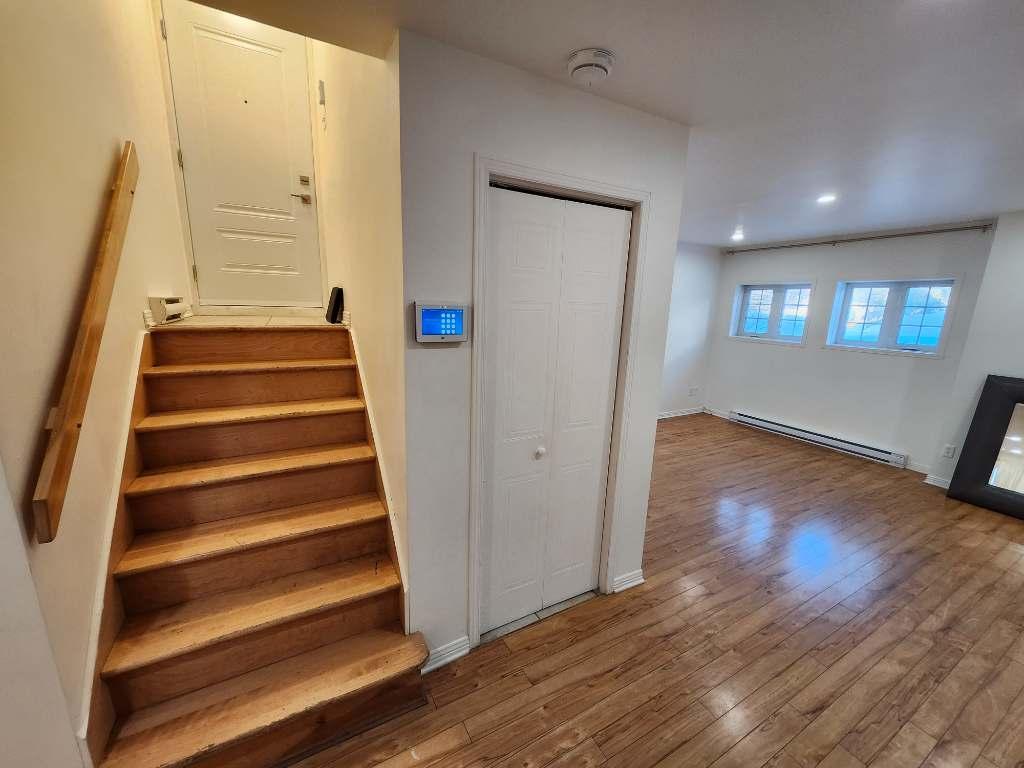 Appartement a Louer 4 1/2 (Laval) | 3048793