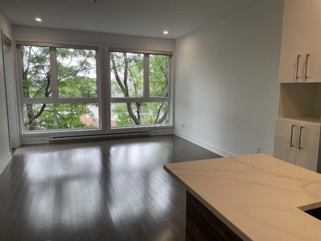 Condo 4 1/2 à louer | 3048819