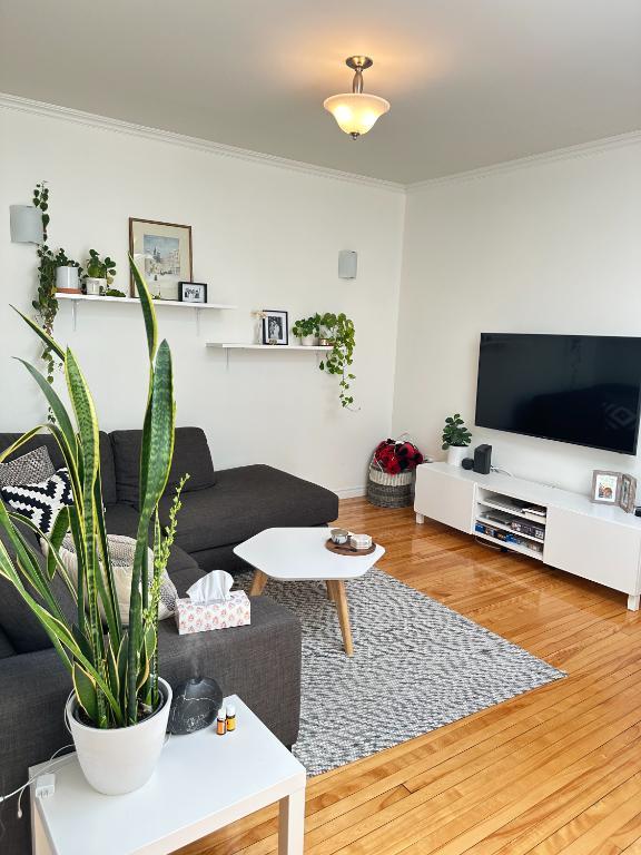 Beau 5 ½ dispo le 1er novembre sur la plus belle rue à Verdun! | 3048824