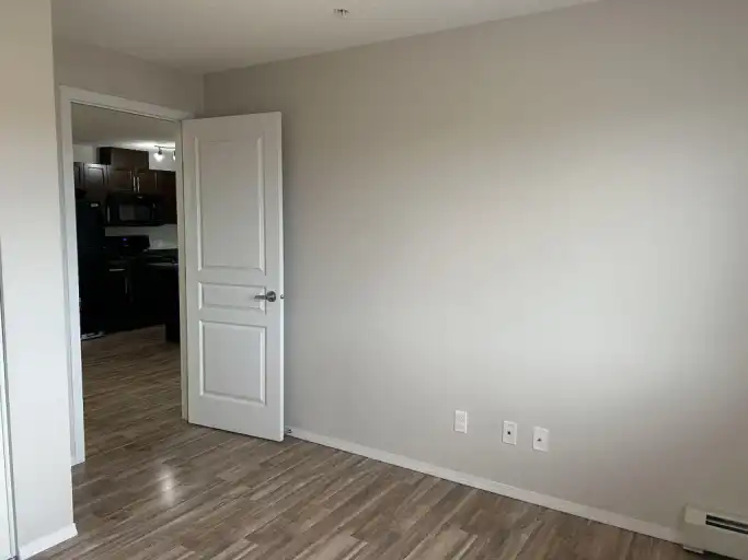 225- 301 Clareview Station Drive Northwest, Edmonton, Alberta, Canada, T5Y 0J4 | 301 Clareview Station Drive Northwest, Edmonton | 3049035