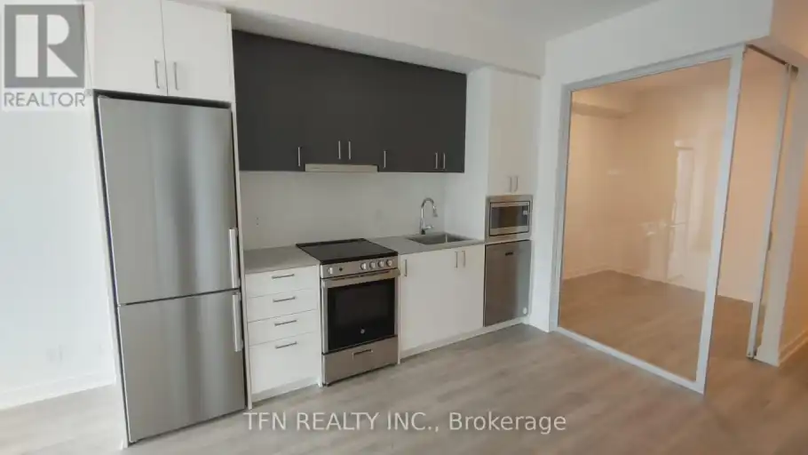 308 - 30 UPPER MALL WAY | 308 - 30 UPPER MALL WAY, Vaughan | 3049143