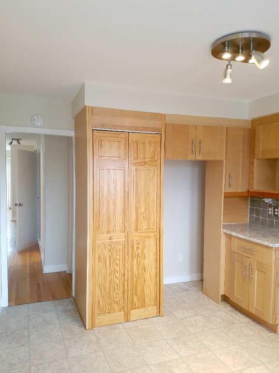 4 ½ haut de triplex/upper triplex, Lasalle à louer/to rent | 3050157