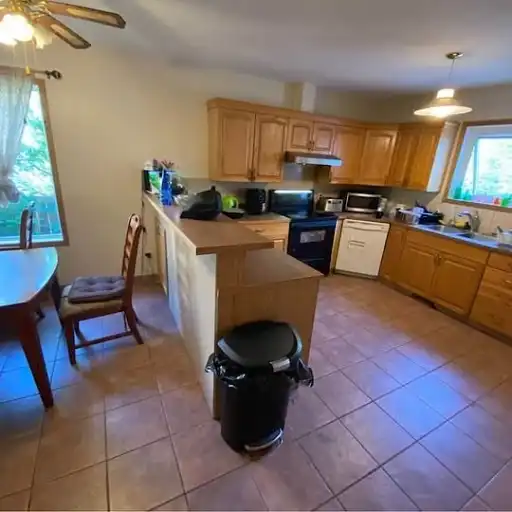 1bedroom 1 bathroomt suite for short term rent UA | 8732 119 Street Northwest, Edmonton | 3050419