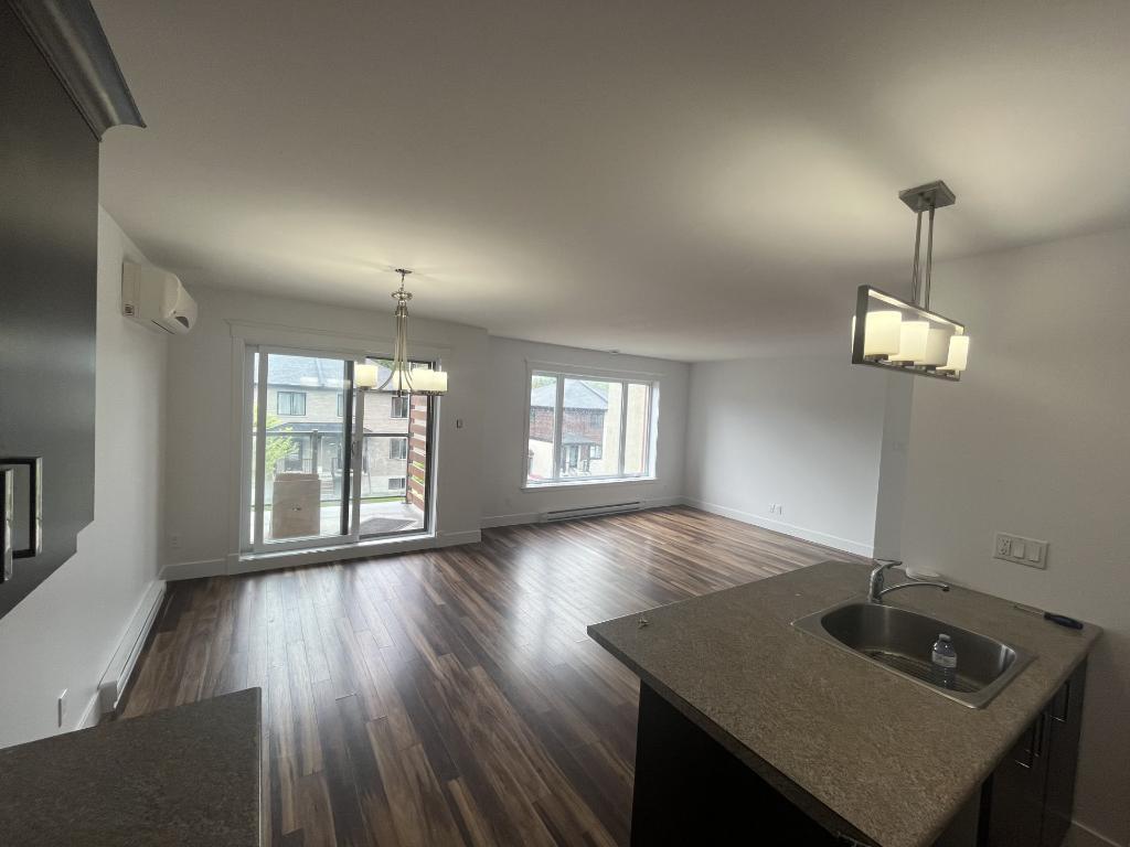 Grand 5 1/2 secteur de choix | 3050501