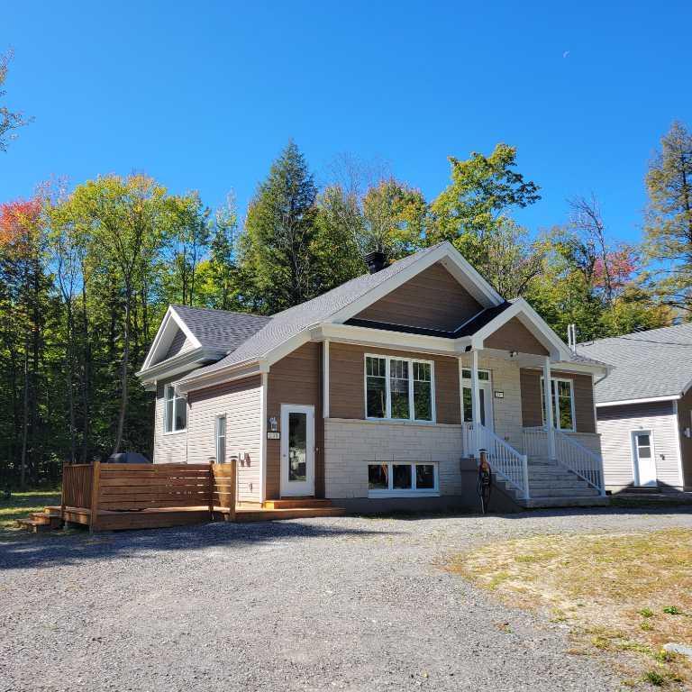 Grand 4 1/2 bien éclairé | 3050506