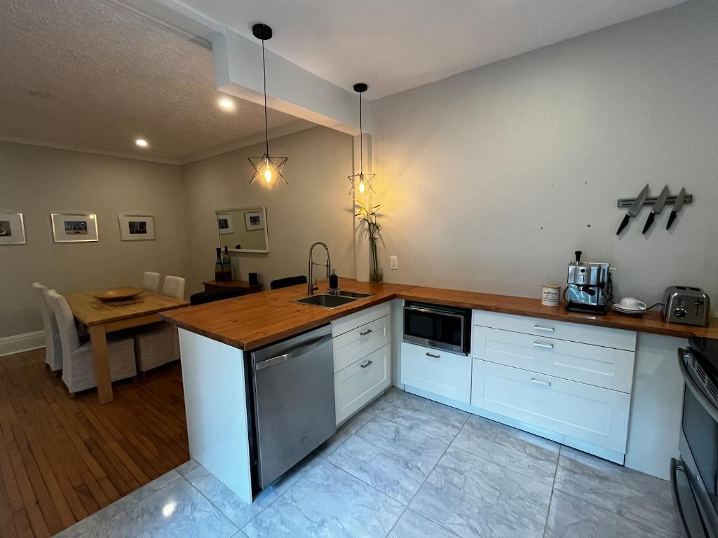4½ + espace bureau à louer + cour arrière - BIEN LIRE | 3050528