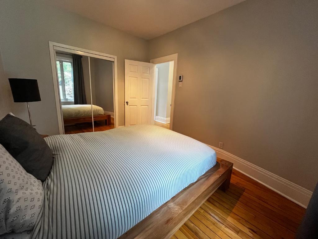 4½ + espace bureau à louer + cour arrière - BIEN LIRE | 3050528