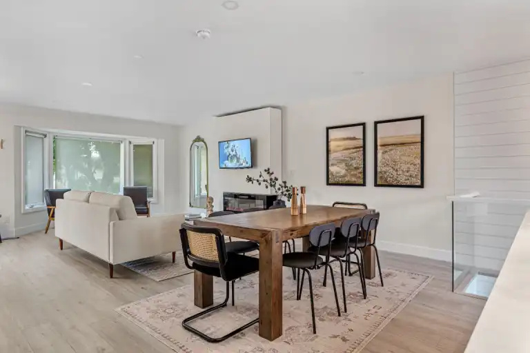 Prime Location| Endless Fun |4BR|3BATH |AC |Poker Table |X-Box | Backyard | 611 84 Avenue Southwest, Calgary | 3050717