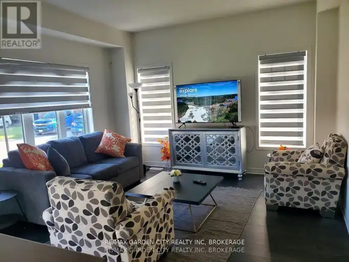 8 HILLS THISTLE DRIVE | 8 HILLS THISTLE DRIVE, Wasaga Beach | 3070145