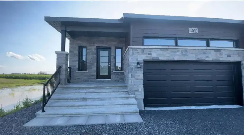 908 Chablis Cres Unit Upper | 908 Chablis Cres, Embrun | 3081492