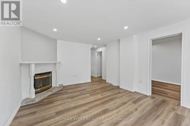 35 KINGSCOURT AVENUE | 35 KINGSCOURT AVENUE, Kingston | 3081518