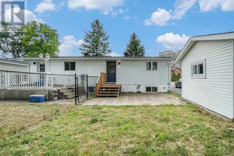 B - 17 OVERLAKE DRIVE | B - 17 OVERLAKE DRIVE, Ottawa | 3081067