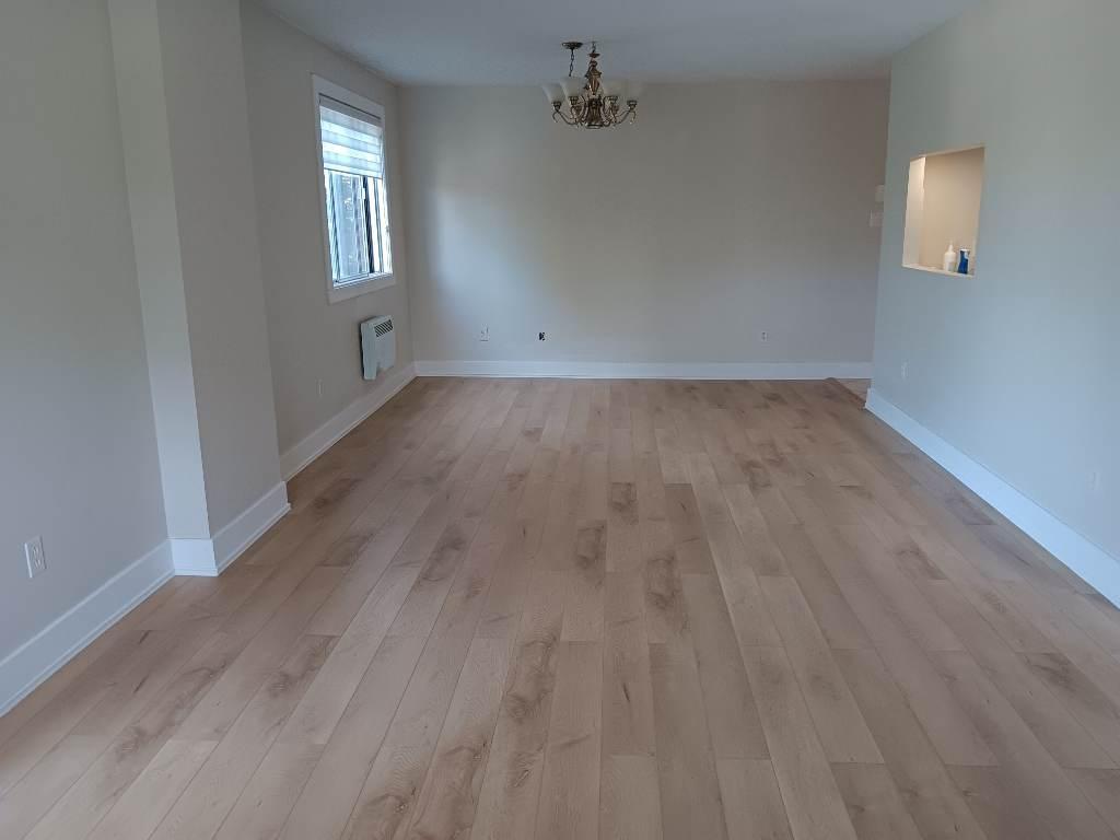 GRAND CONDO 4 1/2 LUMINEUX À LOUER - ANJOU | 3052851