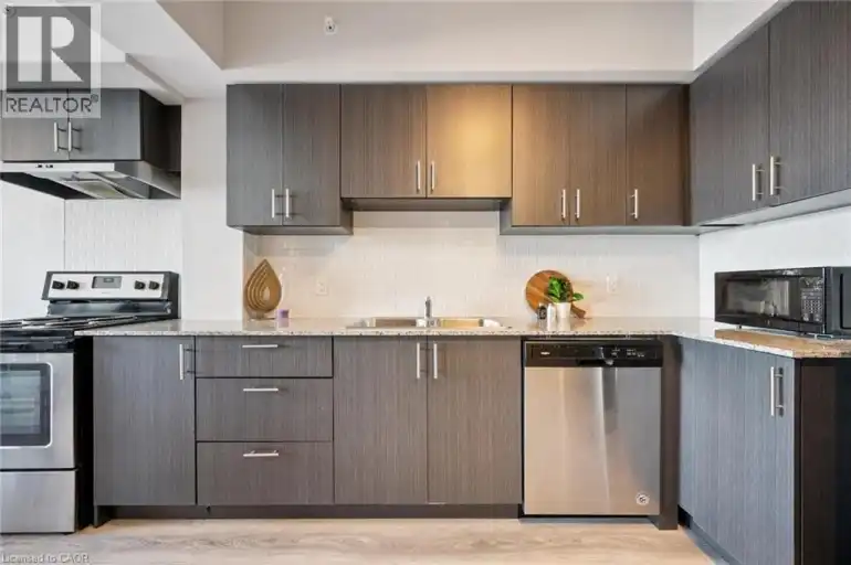 275 LARCH Street Unit# F515 | 275 LARCH Street Unit# F515, Waterloo | 3053107