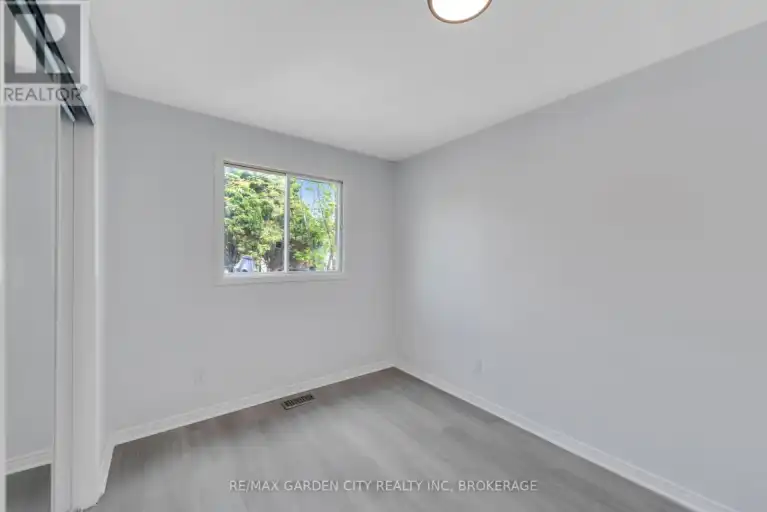 54 BOGART STREET | 54 BOGART STREET, St. Catharines | 3053562