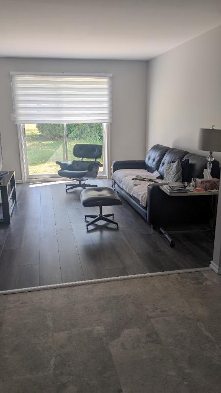 Beau grand 4 1/2 secteur hopital | 3053908