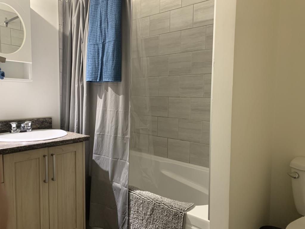 📢 Cession de bail – Studio meublé tout inclus – 1012$ – Côte Sainte-Geneviève | 3053909