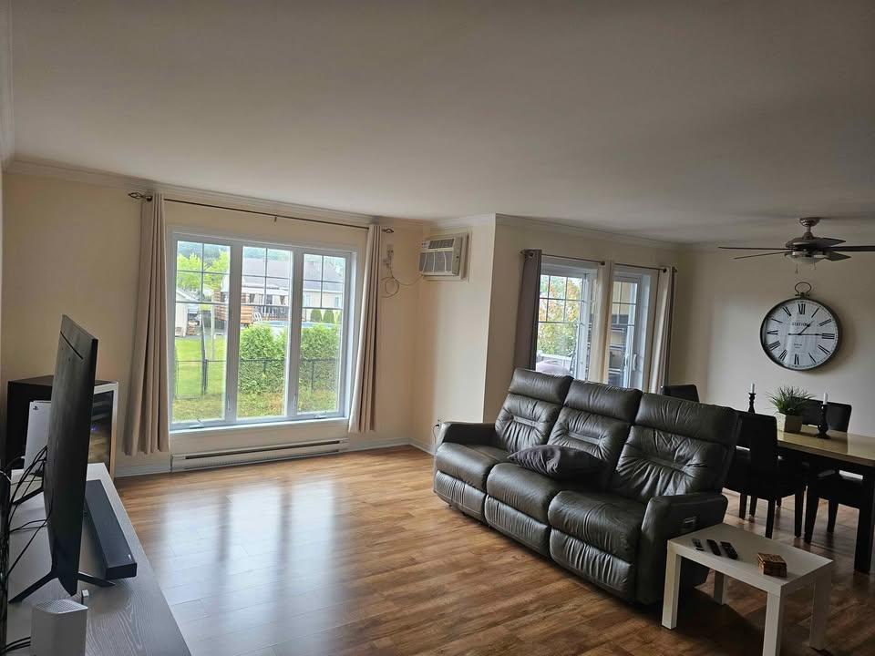Appartement de 2 chambres et 1 salle de bain | 3053929