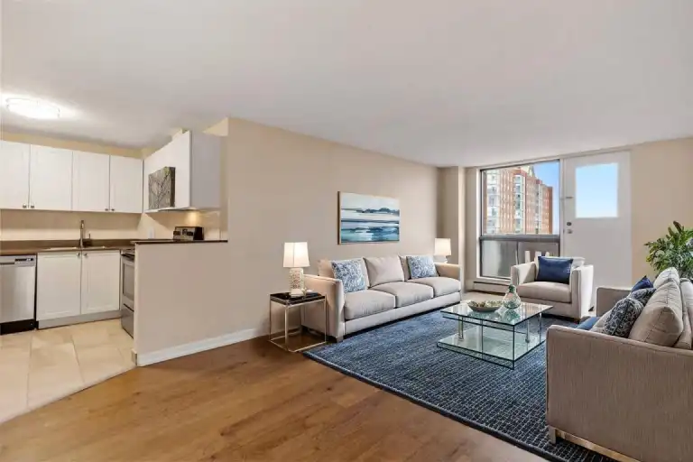 The Woodbine | 2750 Carousel Crescent, Gloucester | 3082604