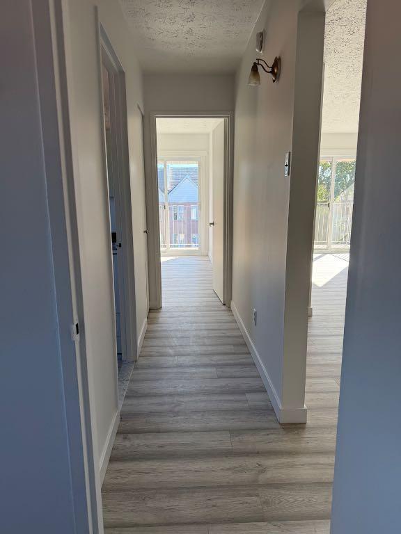 Laprairie beau 4 1/2 style condo a louer près services transport | 3054321