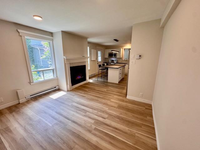 REFAIT à NEUF! Impeccable 4 1/2 CHARMANT, PRÈS DE TOUT - PROMO | 3054330