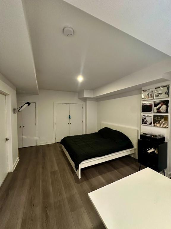 ONE MONTH RENT FREE DOWNTOWN LOFT MONTREAL | 3061058