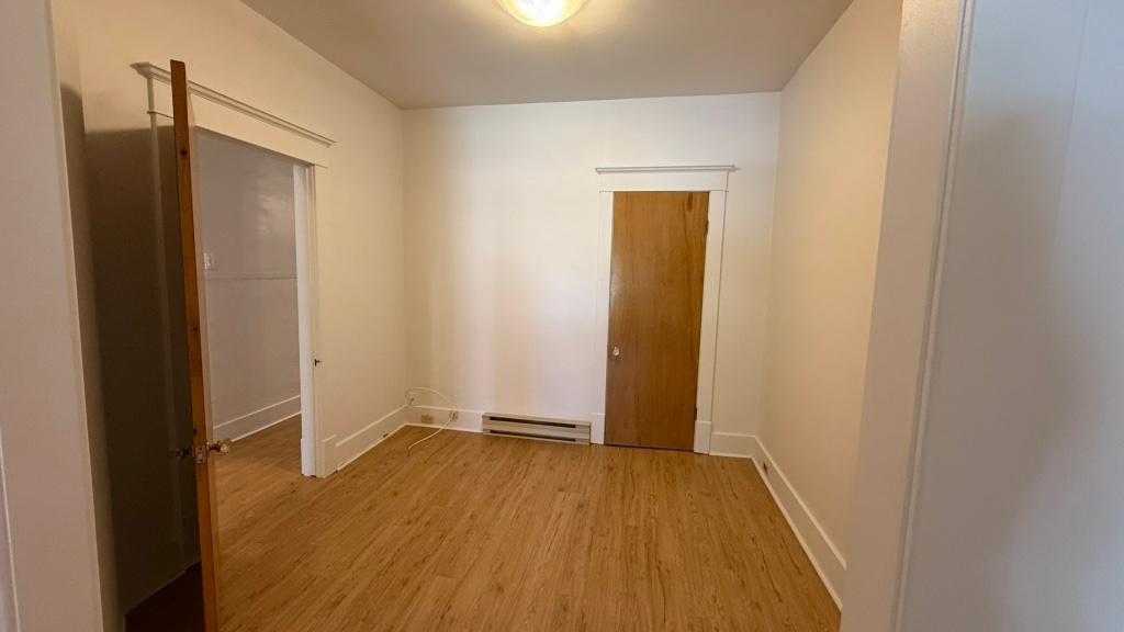 5 1/2 RDC cour arrière privée | 3054349