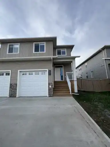 Available immediately - brand new 3 bedroom 2.5 bathroom in Whispering Ridge | 10221 149 Avenue, Grande Prairie | 3073164