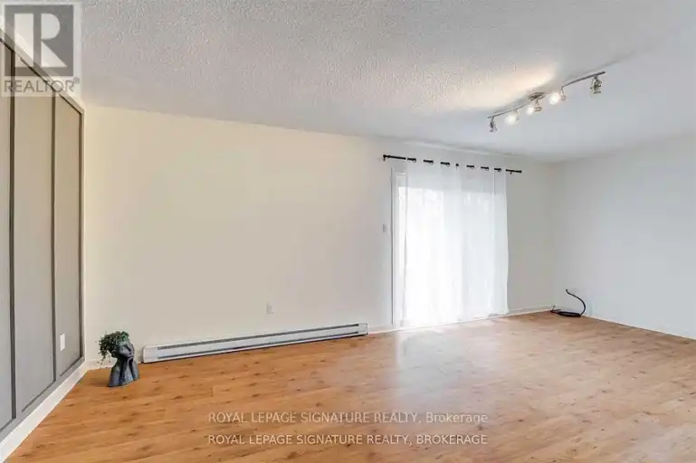 LOFT - 22 DRURY LANE | LOFT - 22 DRURY LANE, Barrie | 3054719