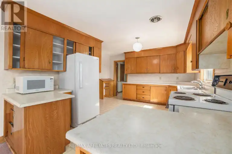 APT 1 - 21 WILSON STREET W | APT 1 - 21 WILSON STREET W, Perth | 3054752