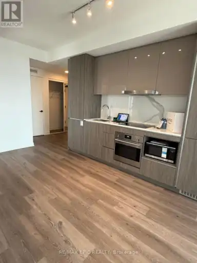 #2312 - 28 INTERCHANGE WAY | #2312 - 28 INTERCHANGE WAY, Vaughan | 3055096