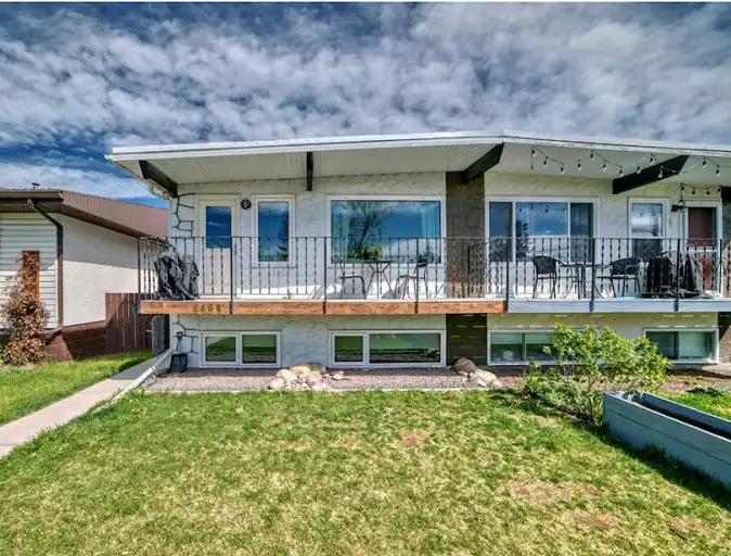 Renovated Open & Bright Basement Suite | Calgary | 3055936