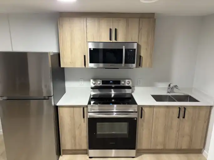 Brand New 2 Bedroom Legal Basement Suite! | 6389B King Wynd Southwest, Edmonton | 3074947