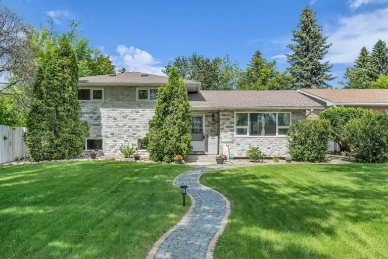 Beautiful 4-Bedroom, 2-Bathroom Home for Rent in Saskatoon | 2305 Taylor Street East, Saskatoon | 3074642
