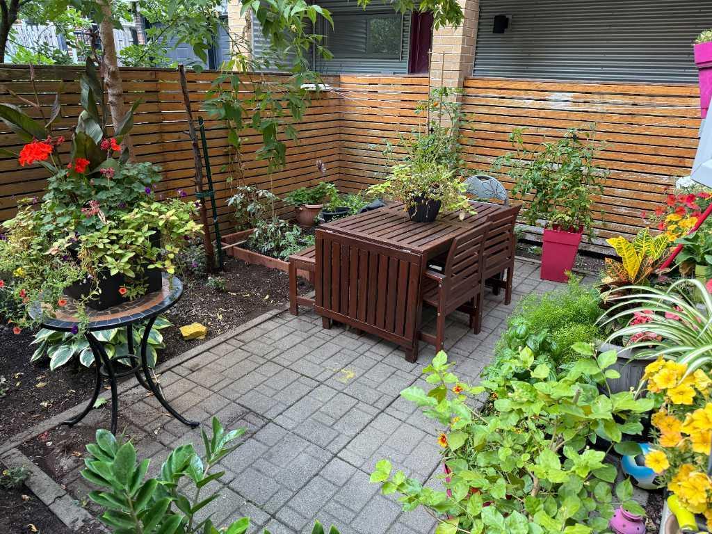 Maison de ville à louer - 3 chambres, 2 sdb - Hochelaga - Pie IX 2 800 $ | 3055991