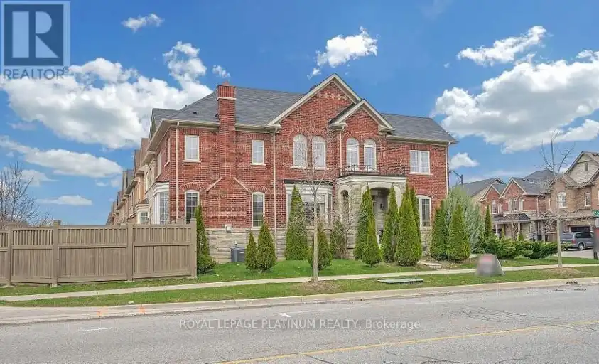 2 PELEE AVENUE | 2 PELEE AVENUE, Vaughan | 3056302